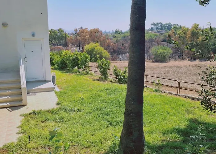 Monte Elias Protaras